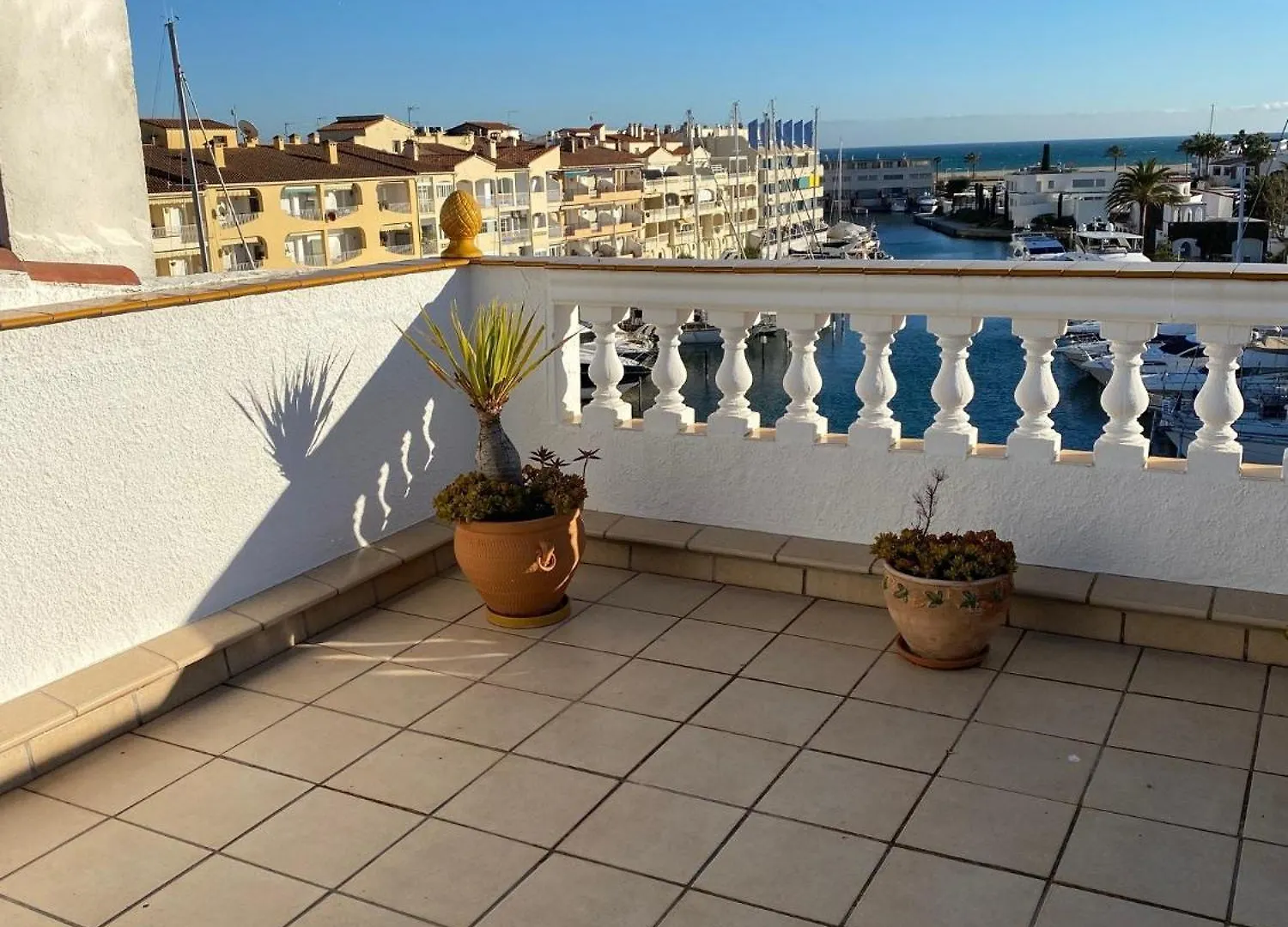 Cavall De Mar - Piso, Vista Al Puerto Empuriabrava Apartamento